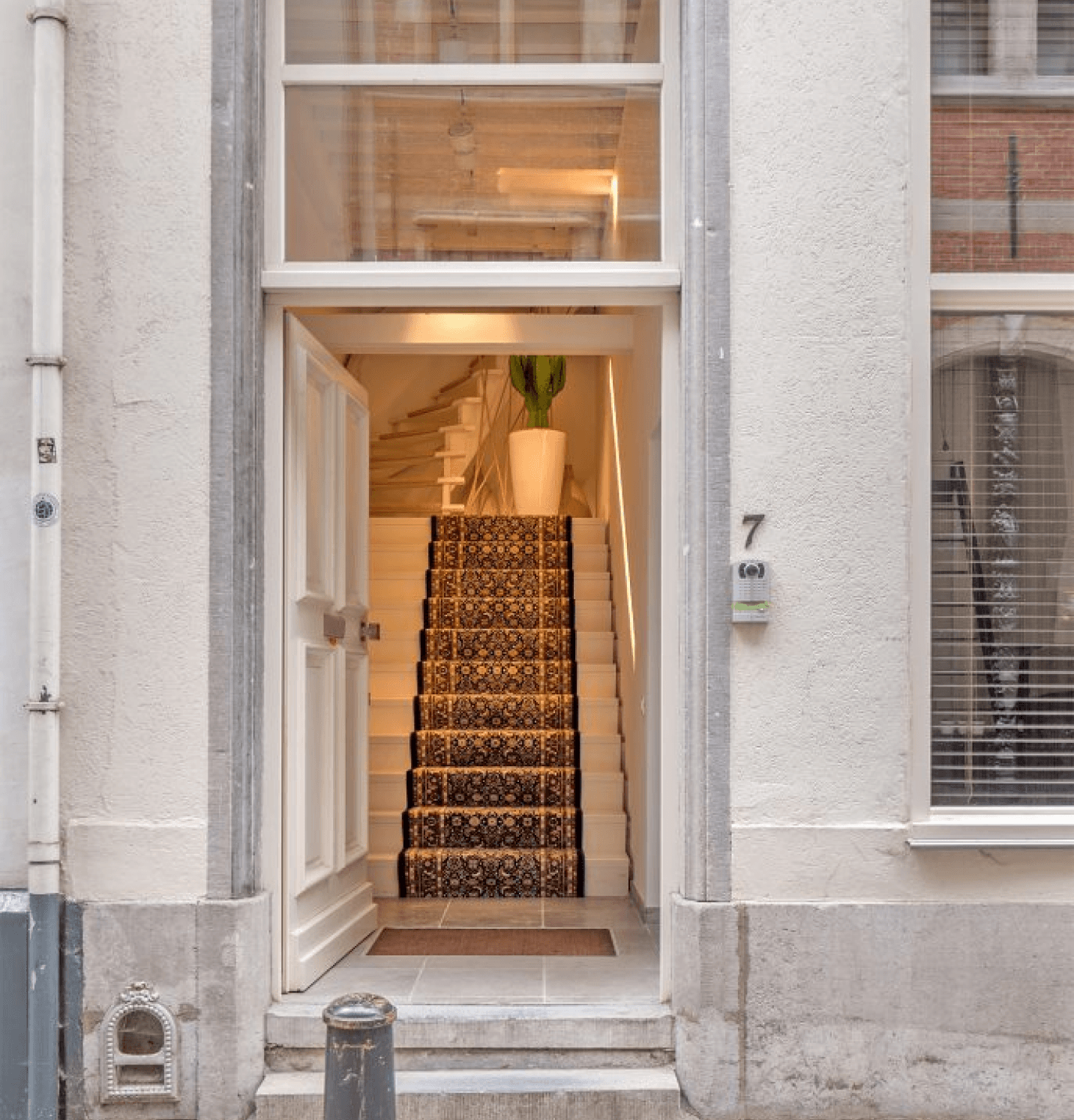 Entrance of Y&L Villa